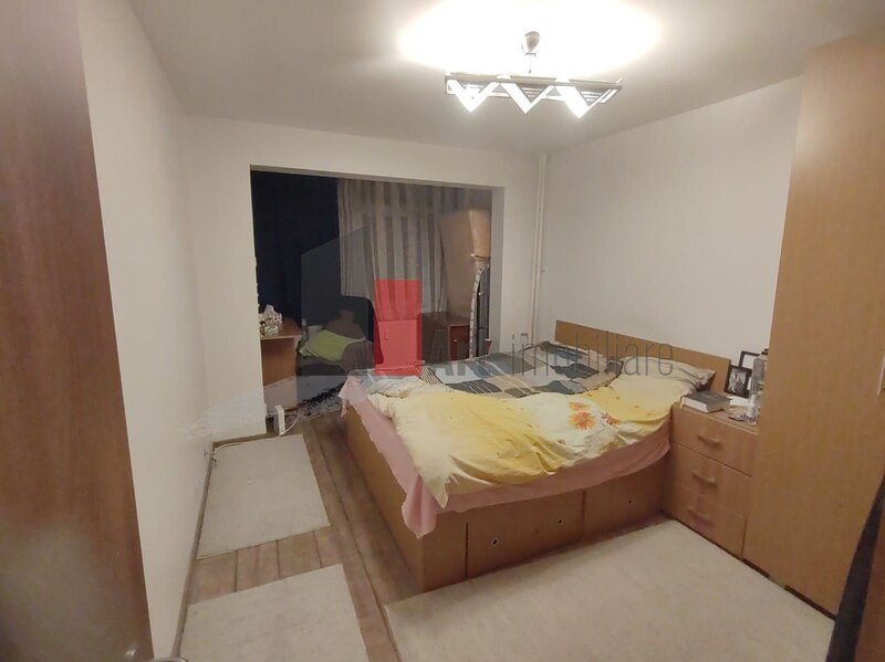 Huedin Vanzare apartament 3 camere zona Huedin